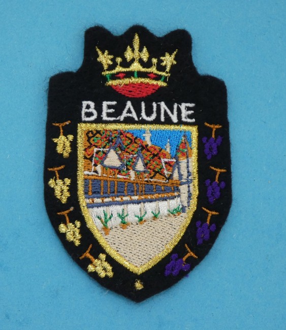 Ecusson collection meresse brodé ville BEAUNE