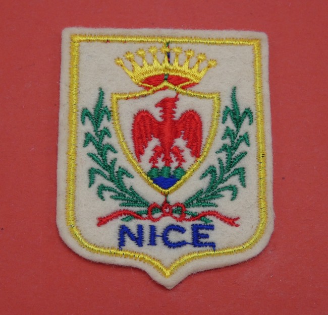 P1050845 Ecusson brodé ville NICE