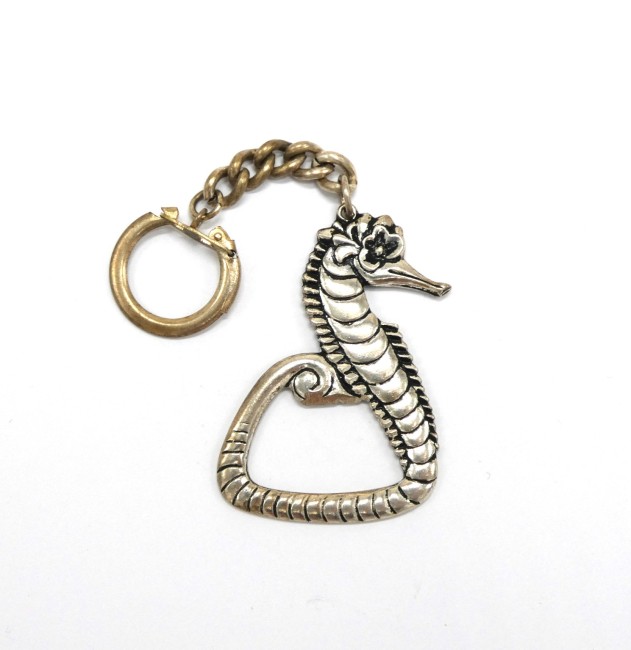 Porte clé métal hippocampe décapsuleur