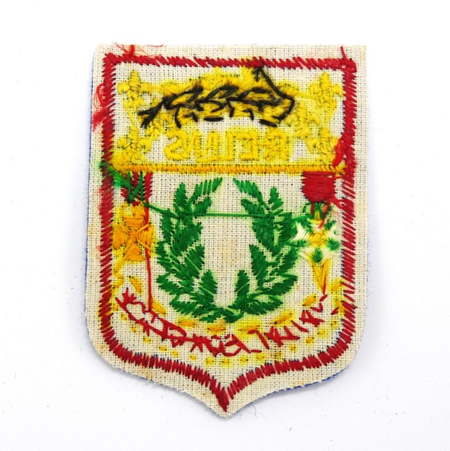 P1010503 Ecusson feutrine brodé ville Reims