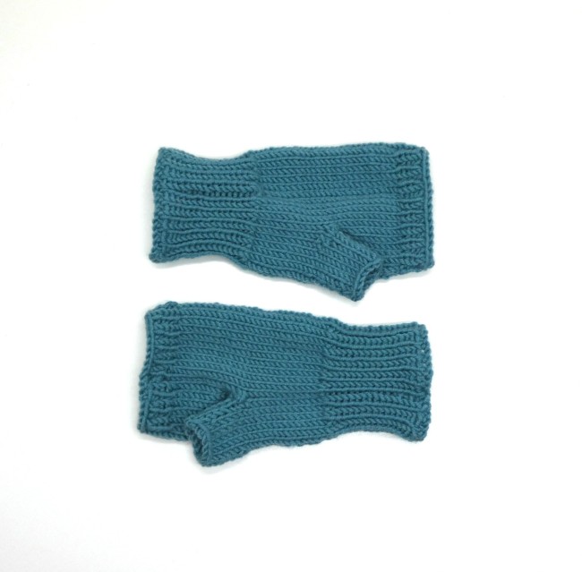 TU  Mitaine femme Katia Merino sport bleu avec pouce C 52