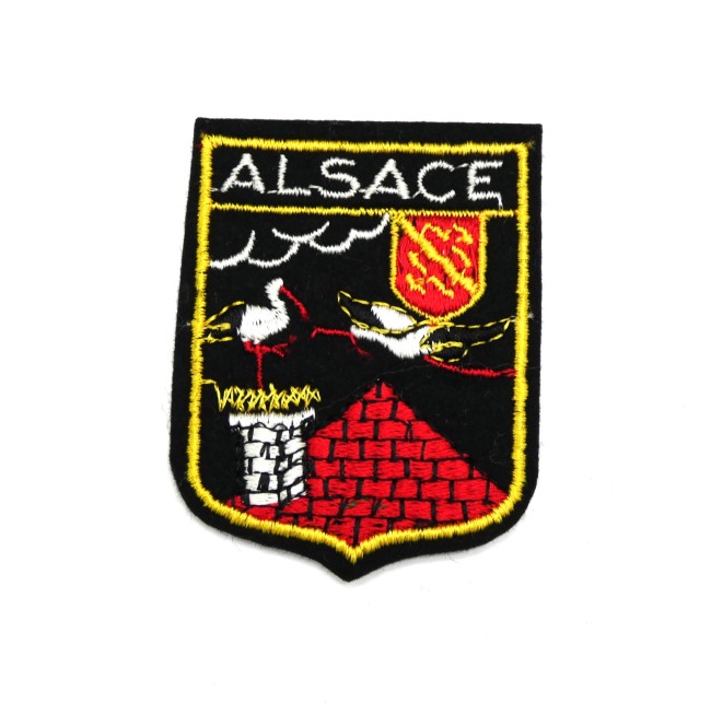 P1040917 Ecusson brodé ville région ALSACE