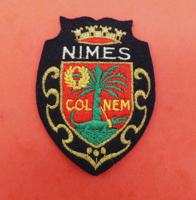 Ecusson meresse brodé ville Nîmes