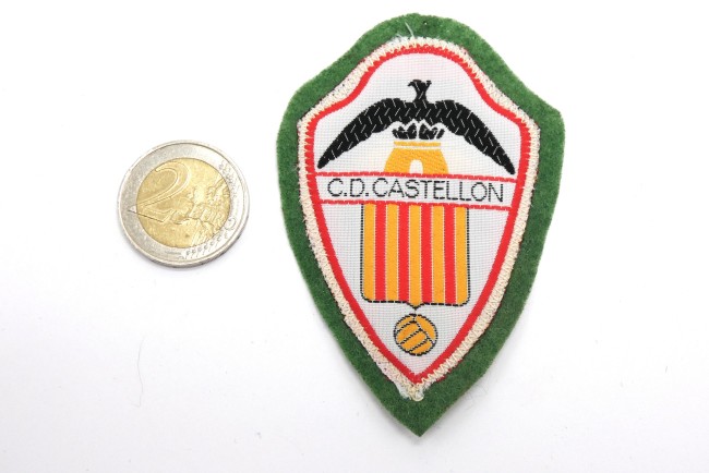  Ecusson brodé ville pays C.D Castellon ( occasion )