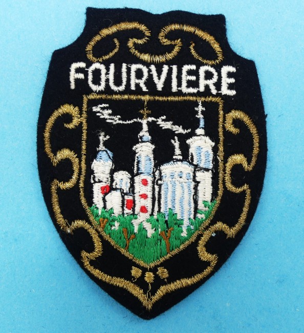 P1240658 Ecusson brodé ville Fourviere