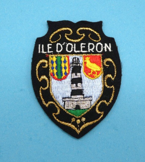 P1050044 Ecusson meresse brodé Île d ' Oléron