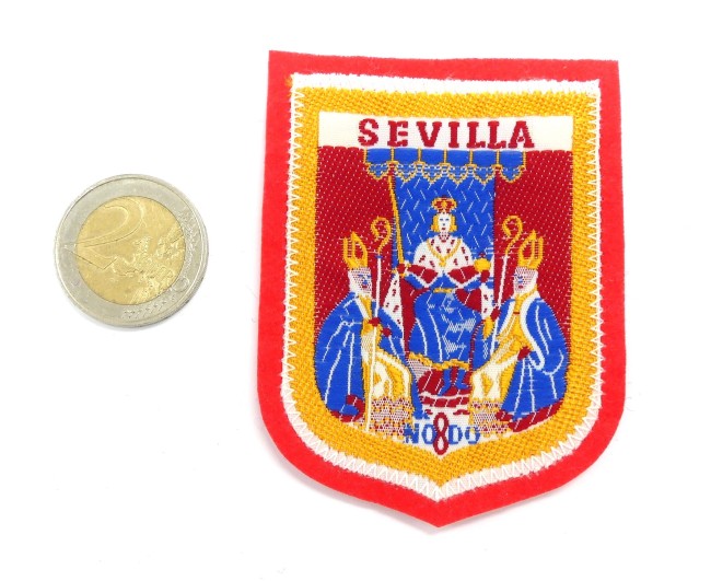 P1260076  Ecusson collection brodé ville Sevilla