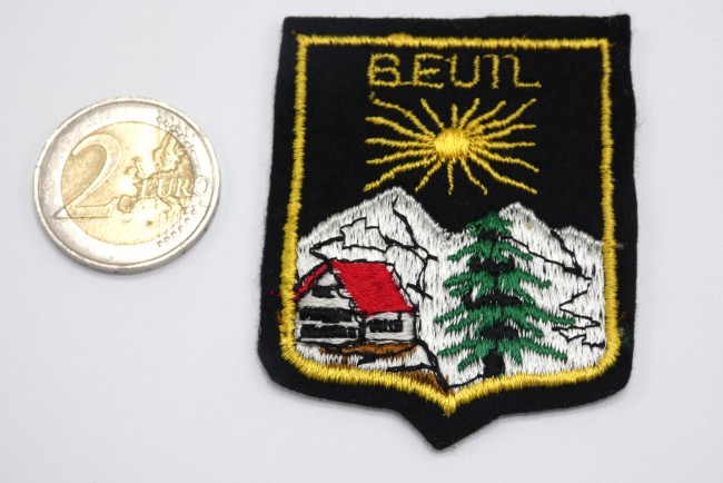 Ecusson brodé ville BEUIL 