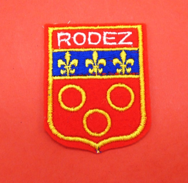 Ecusson brodé ville RODEZ ( occasion ) 