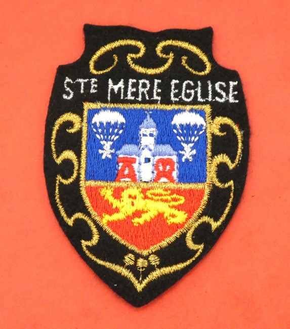 Ecusson brodé ville Sainte MERE EGLISE 