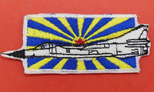 Ecusson brodé avion chasse / aviation