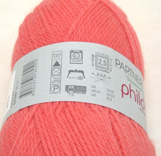 Lot 2 pelotes Laine Phildar PARTNER BABY C 201 oeuillet