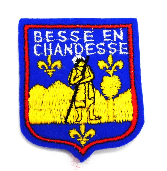 P1080257 Ecusson brdoé ville Besse en Chandesse
