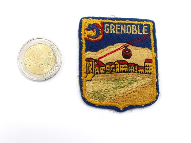 Ecusson ancien brodé GRENOBLE 