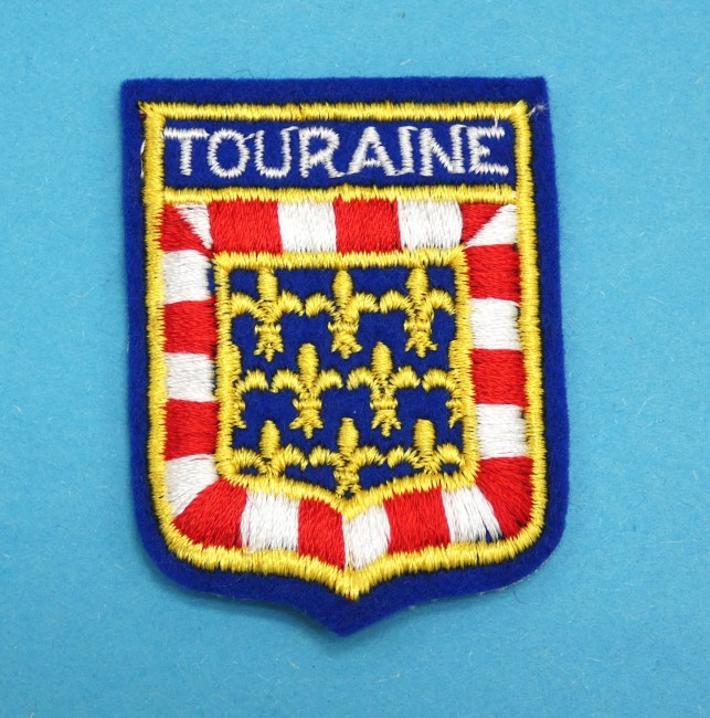 P1050852 Ecusson brodé ville Touraine