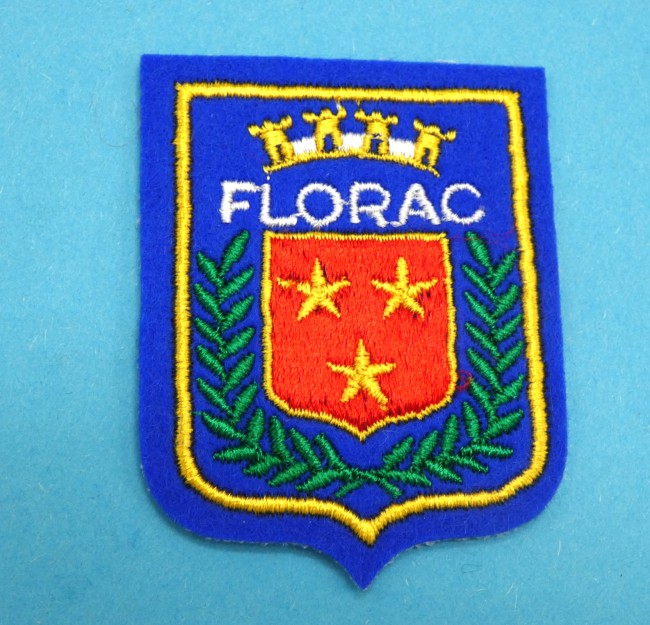 P1100344 Ecusson brodé ville FLORAC