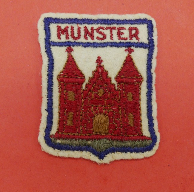 Ecusson ancien brodé ville MUNSTER