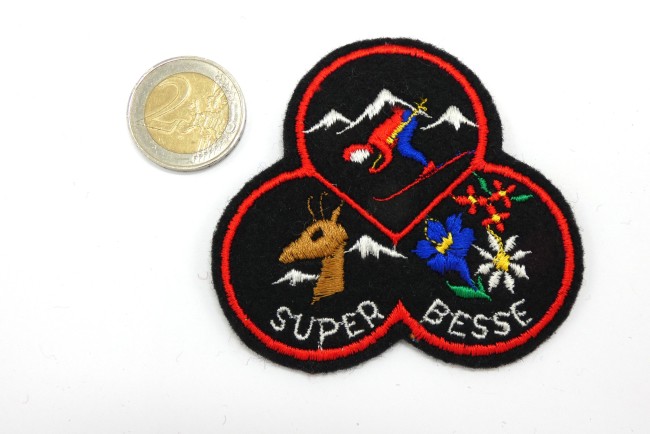 Ecusson brodé ville montagne Super Besse 