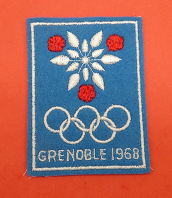 Ecusson brodé ville GRENOBLE 1968 JO 