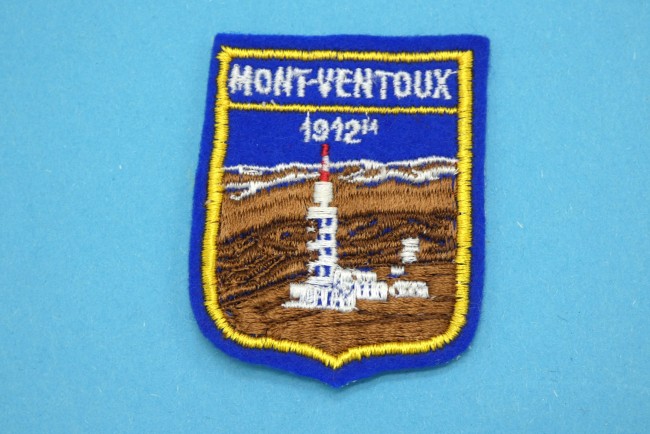 P1030283 Ecusson brodé ville MONT - VENTOUX 1912 m