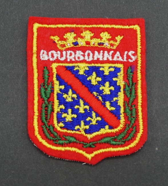 Ecusson ancien brodé ville Bourbonnais 