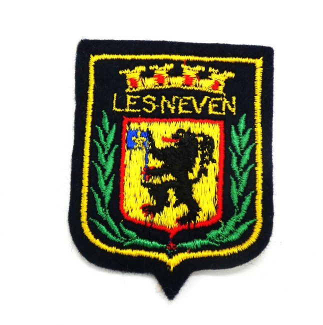 P1100365 Ecusson brodé ville Lesneven