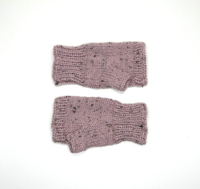 Mitaines femme rose avec pouce en laine Katia merino Tweed 