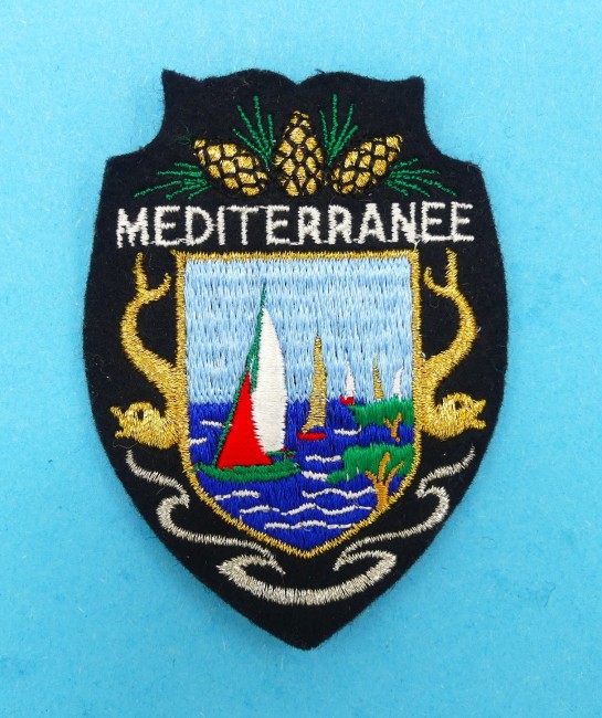 P1240665 Ecusson brodé ville Mediterranée