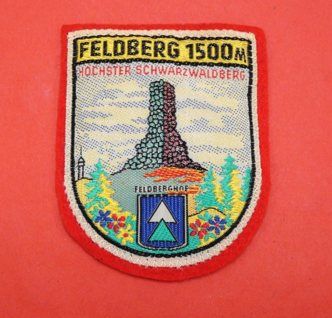 P1060302 Ecusson brodé ville FELDBERG 1500 M