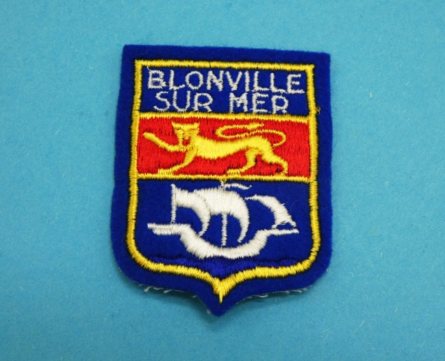 Ecusson brodé ville BLONVILLE SUR MER 