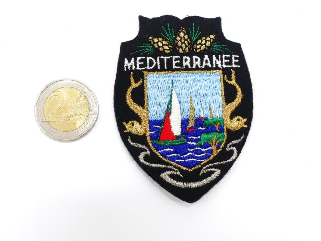 P1240662 Ecusson brodé ville Mediterranée