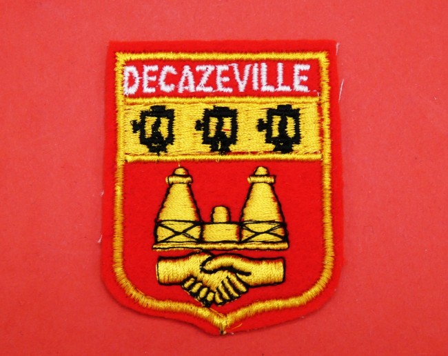Ecusson brodé ville DECAZEVILLE 