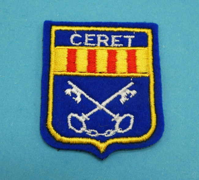 Ecusson brodé ville CERET