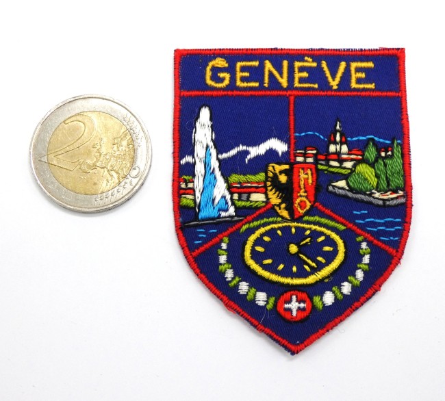 P1110135 Ecusson brodé ville Genève