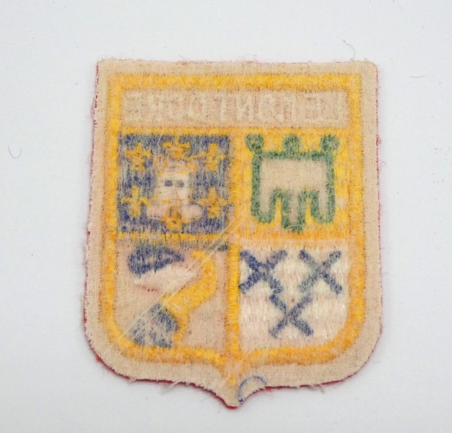 P1040390 Ecusson brodé LE MONT DORE