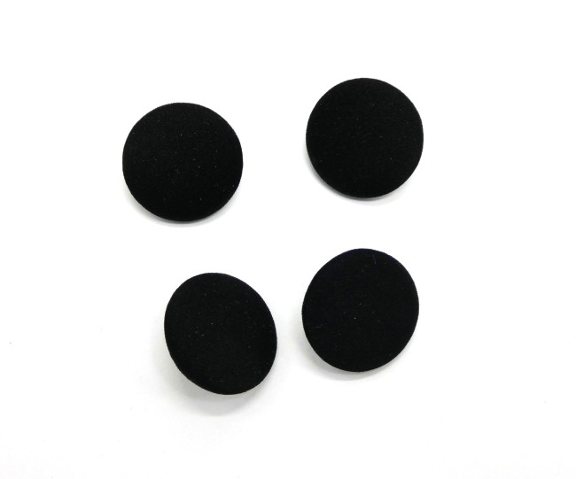 P1030946 4 boutons couture noirs tissu / métal 20 MM