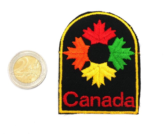 Ecusson patch Canada feuilles multicolores 