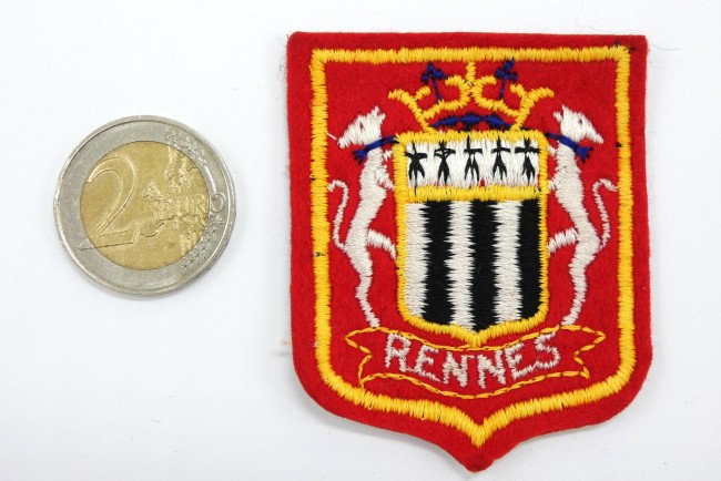 P1010566 Ecusson brodé ville Rennes