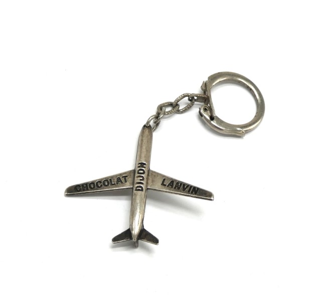 Porte clé ancien métal publicitaire AVION Chocolat Lanvin DIJON