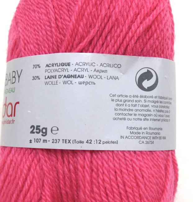 Une pelote de laine Phildar SUPER BABY rose Berlingot C 411