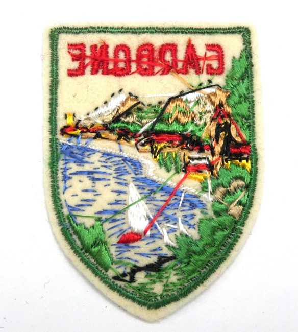 P1040951 Ecusson brodé ville Gardone