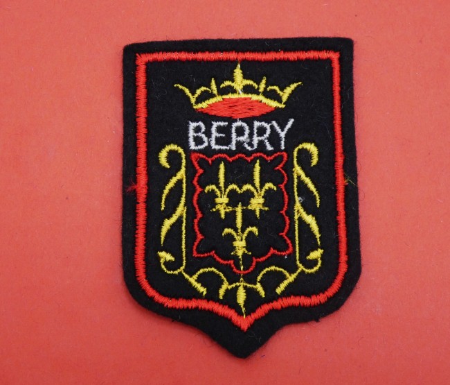  Ecusson brodé ville BERRY