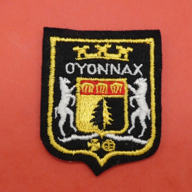 P1110896 Ecusson brodé ville Oyonnax