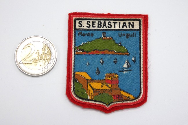  Ecusson brodé ville San . Sébastian 