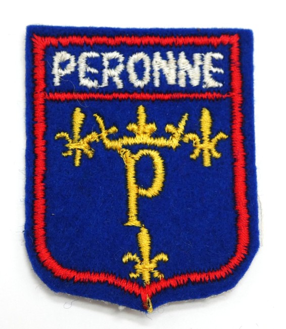 P1110405 Petit écusson brodé ville Peronne