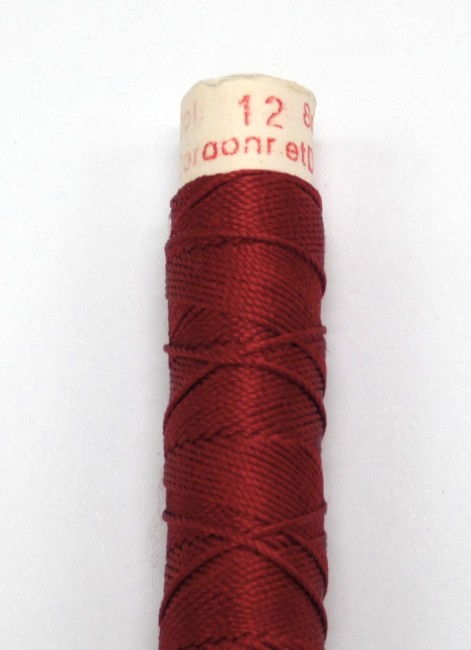 Fil de soie à broder Gutermann C 12