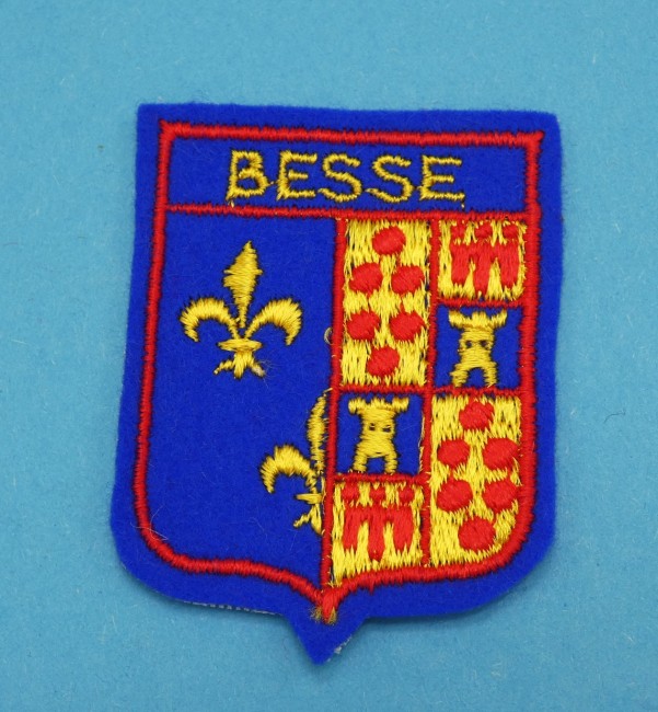Ecusson brodé ville BESSE