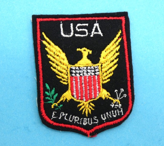 Ecusson brodé ville Pays U . S . A ( occasion)
