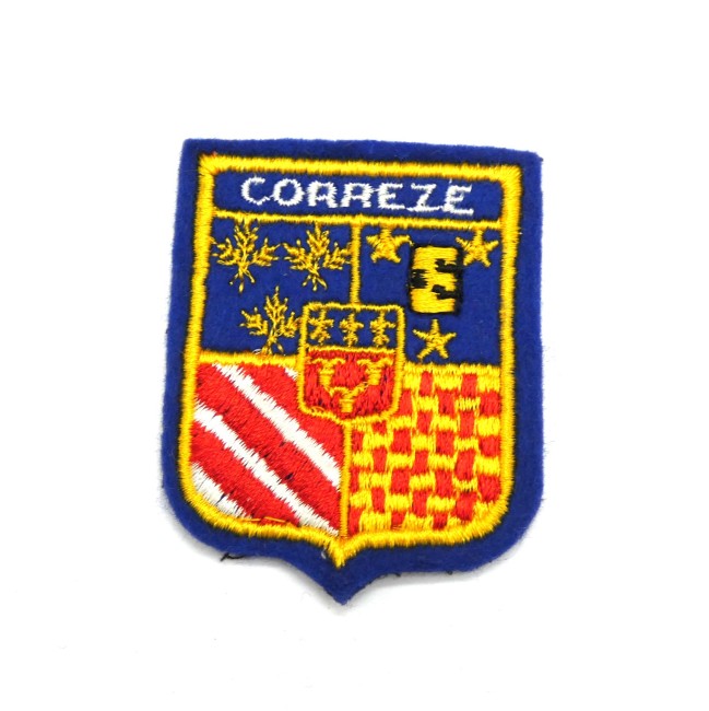 P1080903 Ecusson brodé ville CORREZE