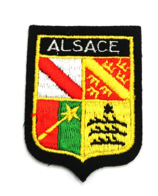 P1100898 Ecusson brodé ville ALSACE